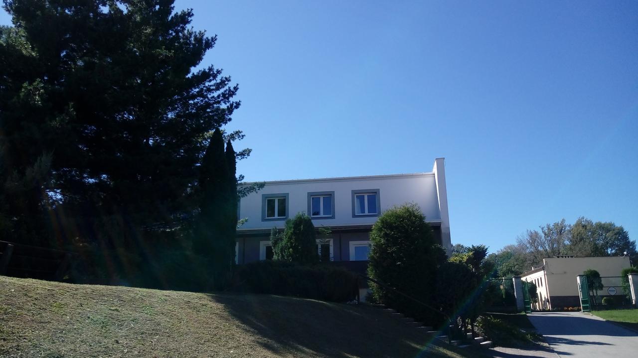 Bed and Breakfast Dom Sportowca Racibórz Esterno foto